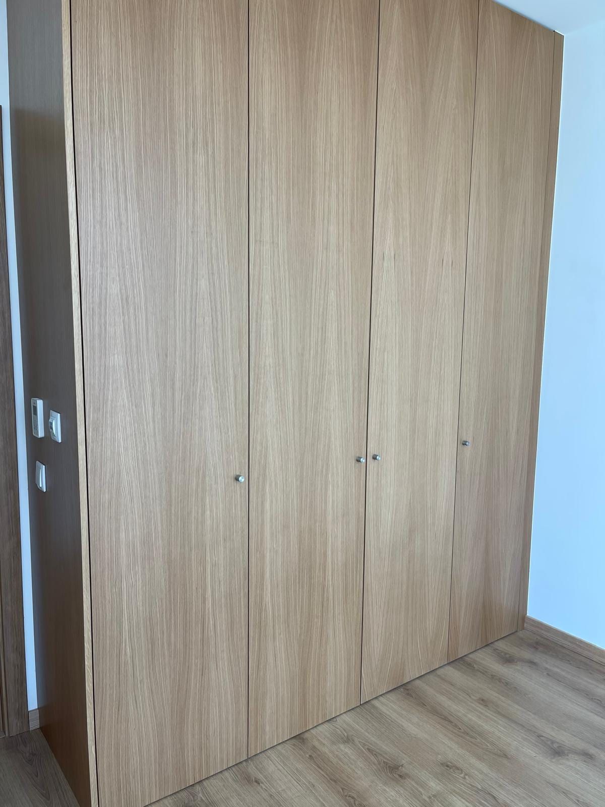 Portas convencionais — Vila Sol, 3