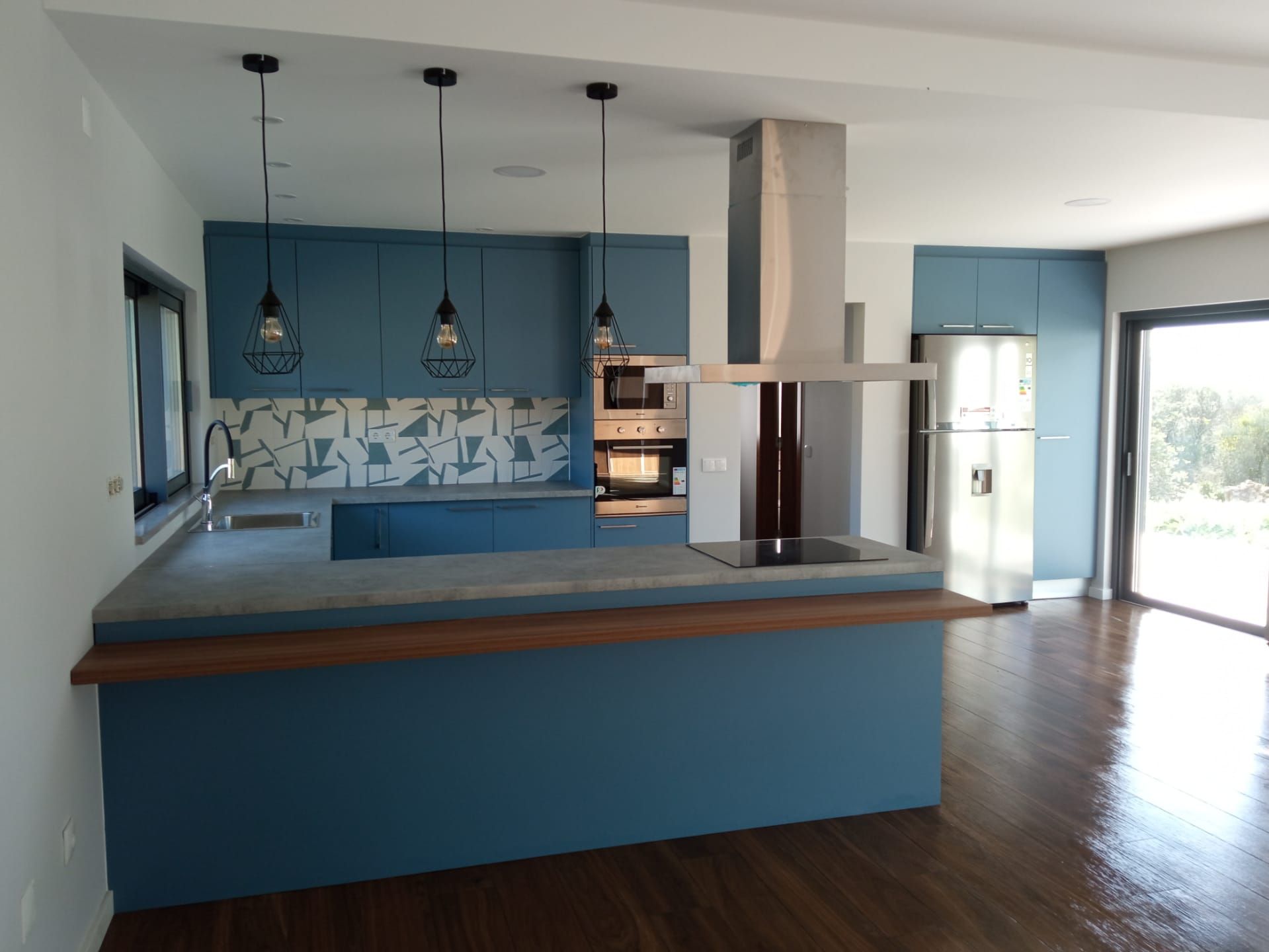 RBWF Projects — Colour and continuity, 1